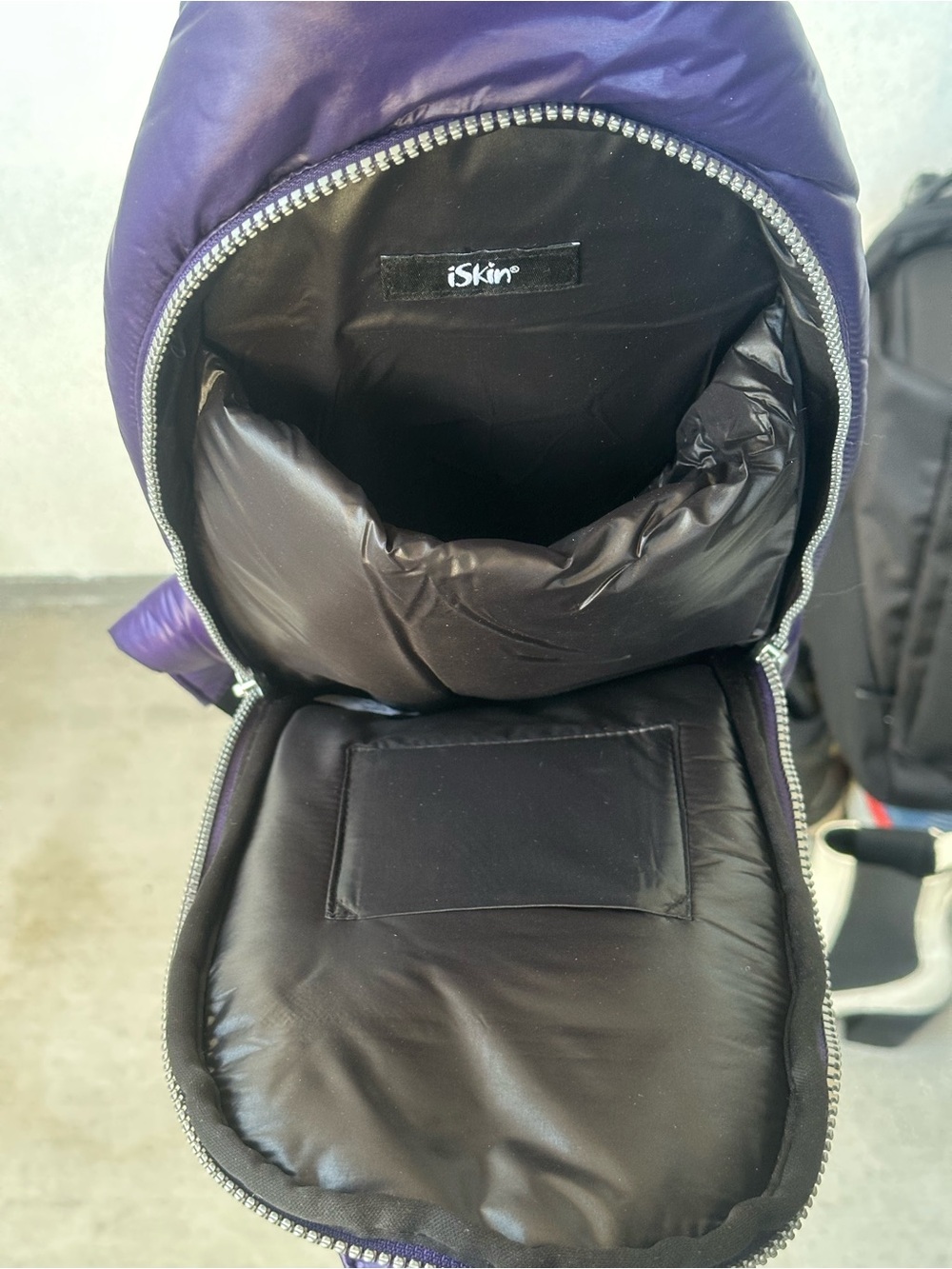 iSkin Purple Puffer Sling Bag Crossbody Backpack Padded Tablet Sleeve - Picture 5 of 5